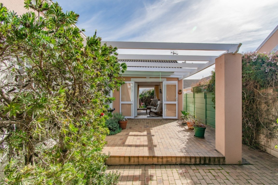 3 Bedroom Property for Sale in Bizweni Western Cape